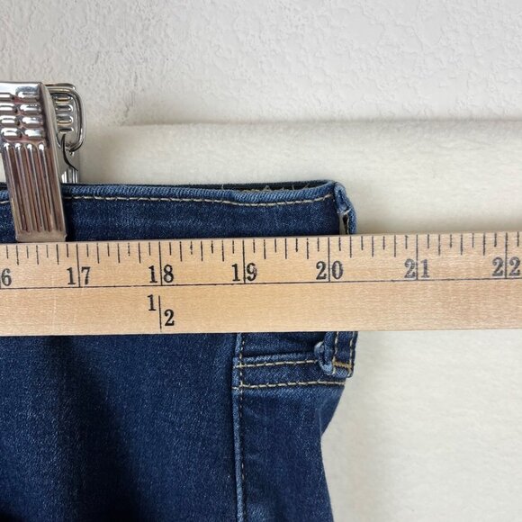 Torrid Sky high premium comfort Jeans dark frayed hem size 22S - Picture 5 of 10